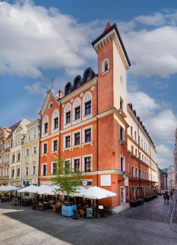 Palazzo Rosso Old Town