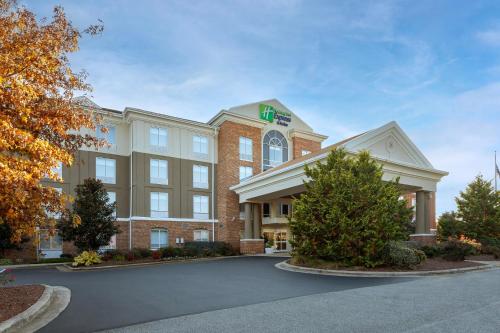 Holiday Inn Express Hotel & Suites Greensboro - Airport Area by IHG