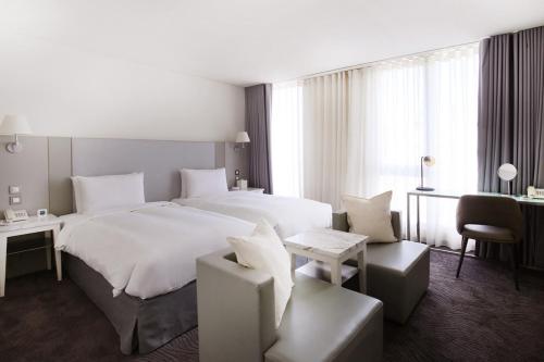 Ambience Hotel Taipei