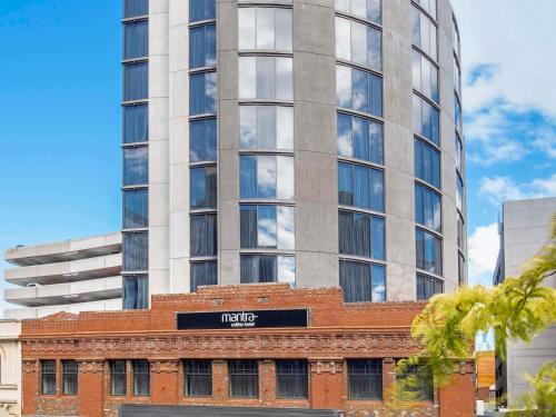 Mantra Collins Hotel