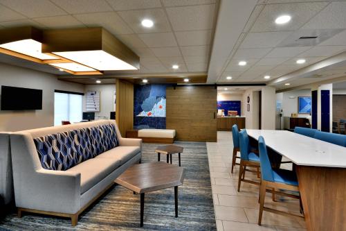 Holiday Inn Express Richmond I-64 Short Pump Area by IHG