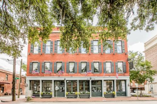 East Bay Inn, Historic Inns of Savannah Collection