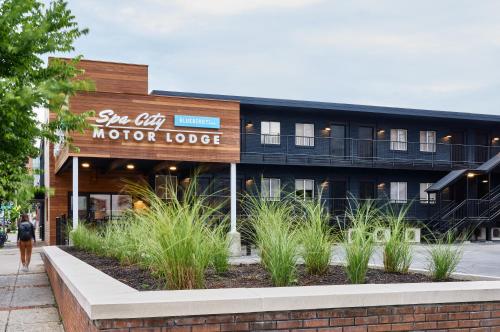 Bluebird Spa City Motor Lodge