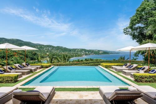 Round Hill Hotel & Villas