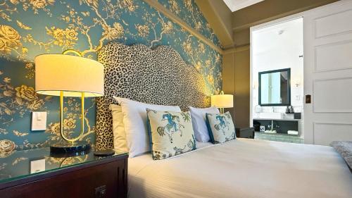 Art Deco Masonic Hotel