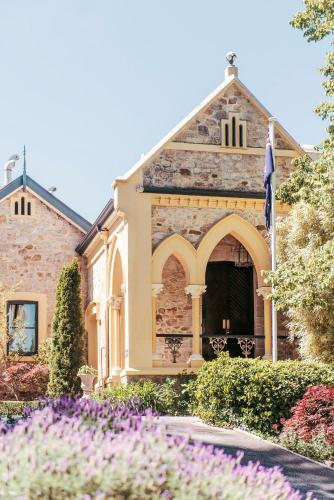 Mount Lofty House & Estate Adelaide Hills - Adults Retreat