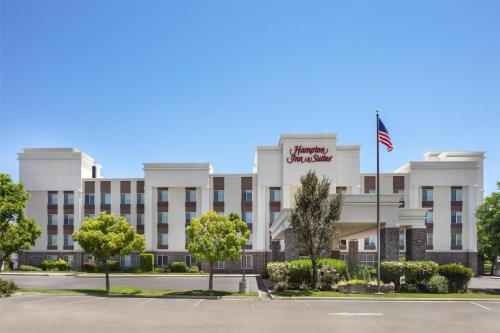 Hampton Inn & Suites Fresno