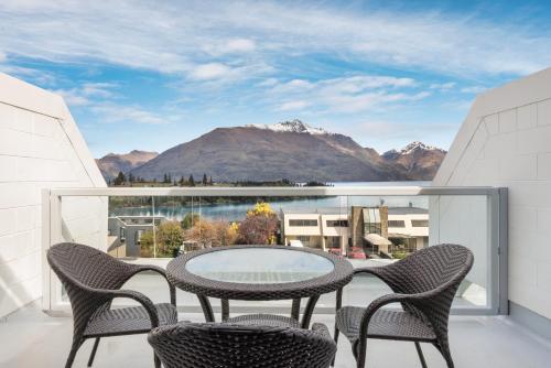 Copthorne Hotel & Apartments Queenstown Lakeview