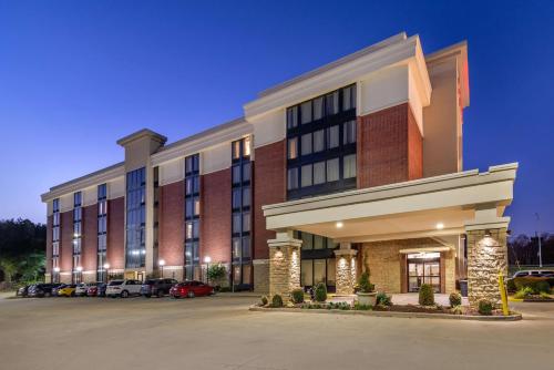 Drury Inn & Suites Atlanta Airport