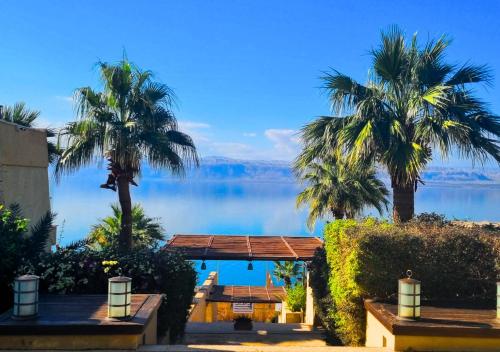 O Beach Hotel & Resort