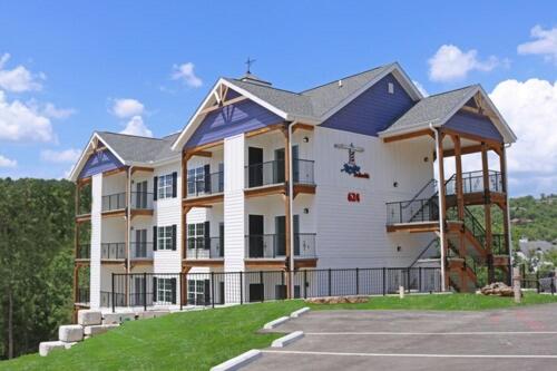 Stormy Point Village Lakeside